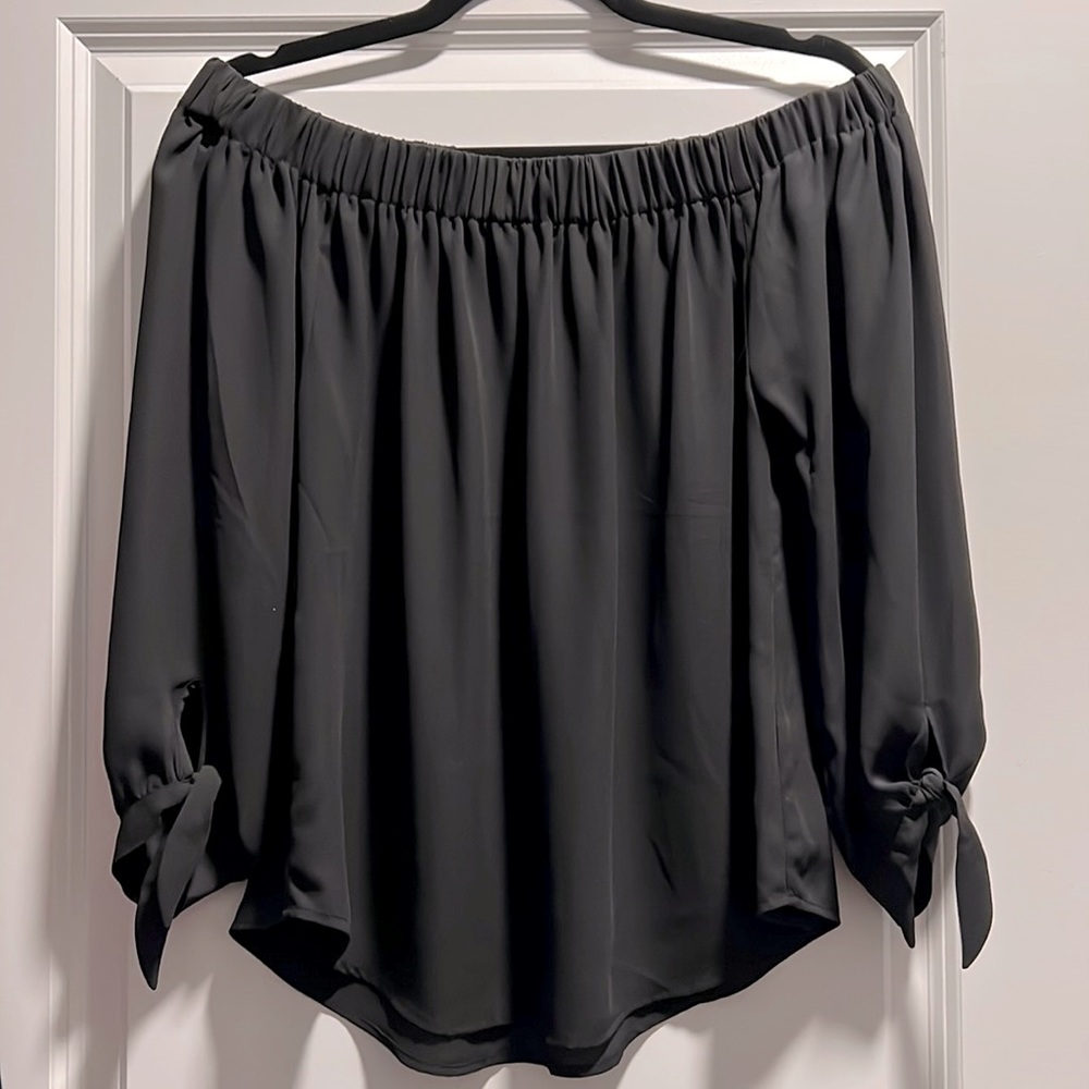 Express off the shoulder blouse - Size S